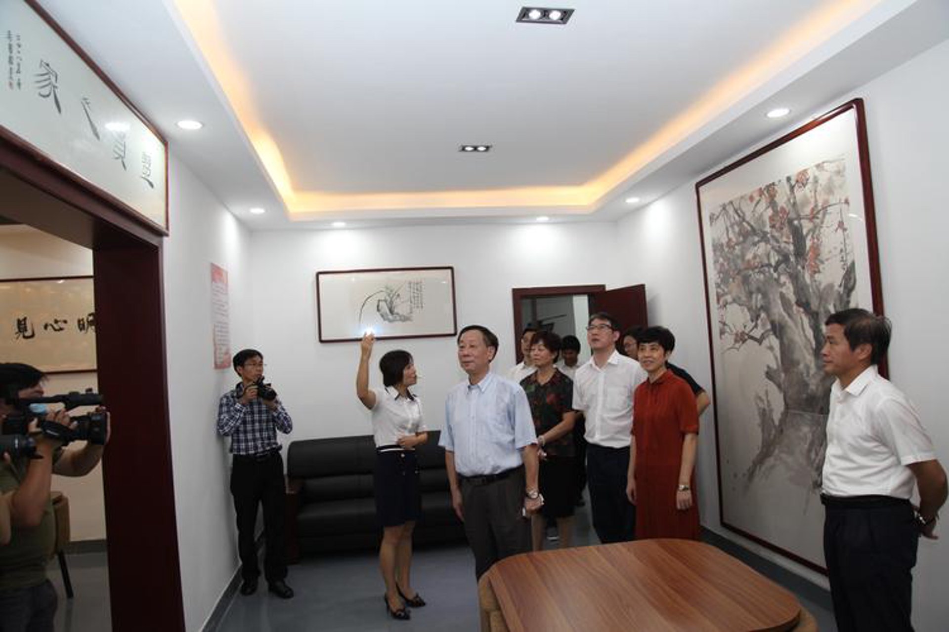 经纬出国留学